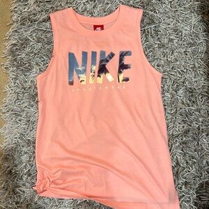 Nike‎ Women’s Tanktop. Women’s size S.